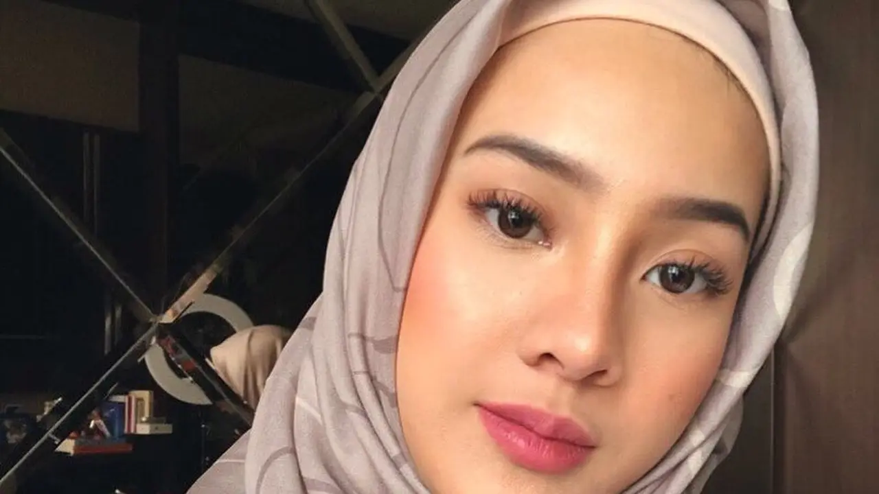 Anya Geraldine