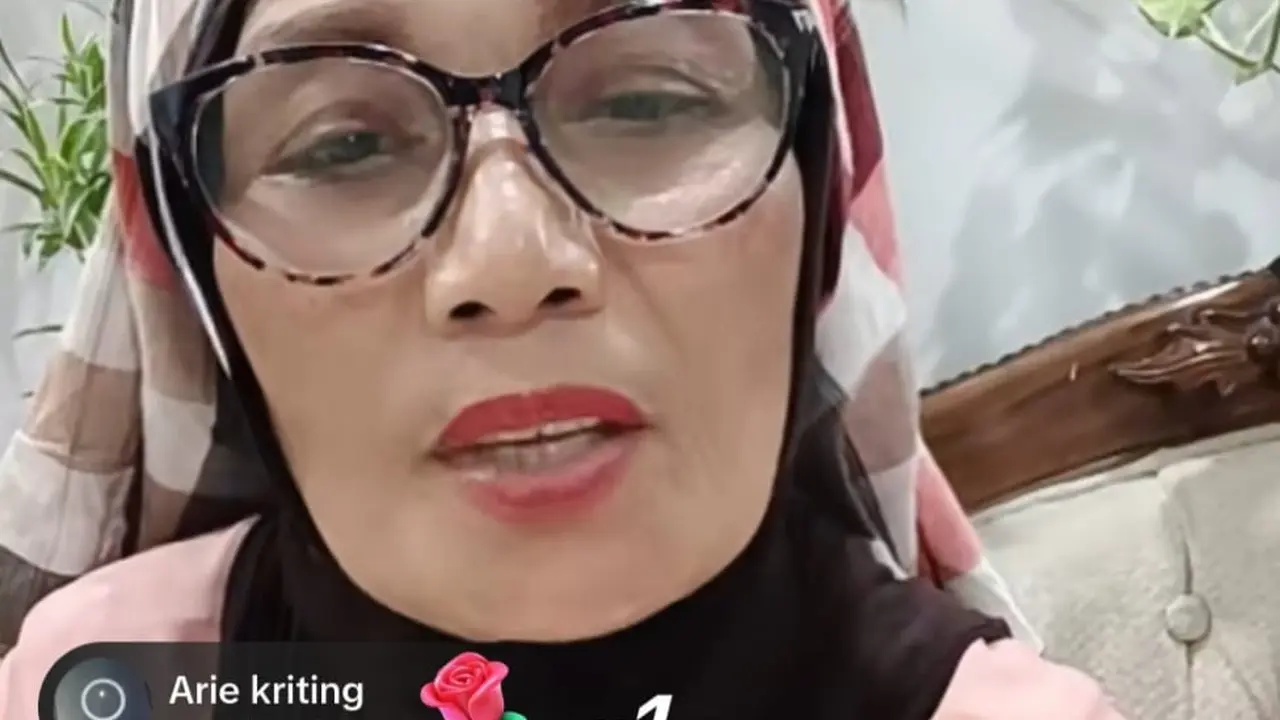 Nursyah Ibunda Indah Permatasari