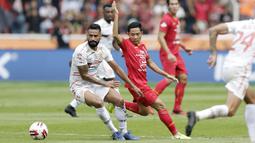 2. Evan Dimas - Evan Dimas bakal melayani Simic dengan umpan-umpan pendek maupun panjang dari lini tengah. Sebagai gelandang box to box, pemain berusia 24 tahun ini juga sesekali mencatatkan namanya di papan skor. (Bola.com/M Iqbal Ichsan)