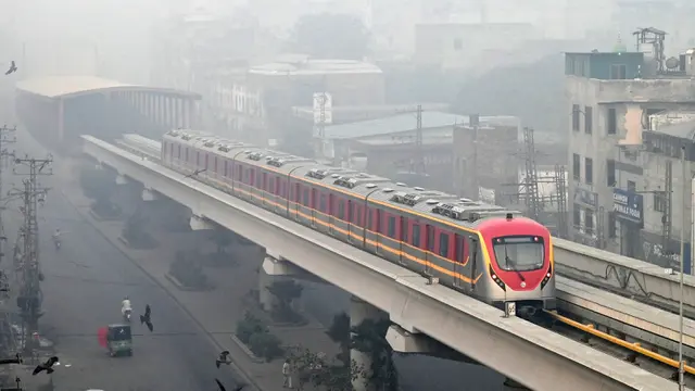 Potret Kota Lahore Pakistan Berselimut Kabut Polusi