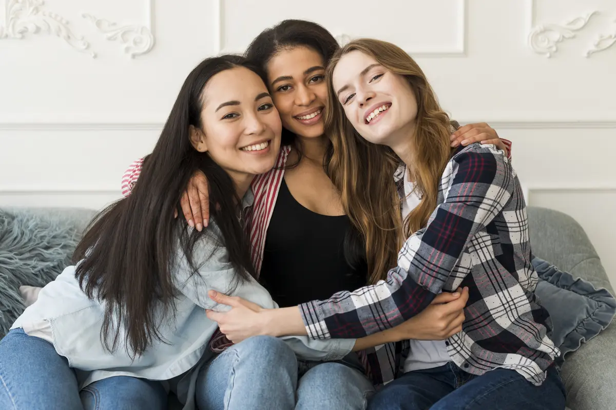 sahabat perempuan