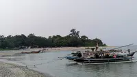 130 Nelayan Pulau Sebesi Ikut Cari 5 Jurnalis Hilang, Sinyal HP di Dermaga