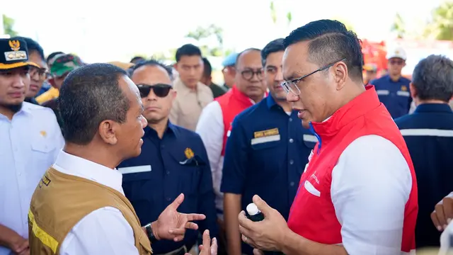 Bahlil Lahadalia dan Simon Aloysius Mantiri