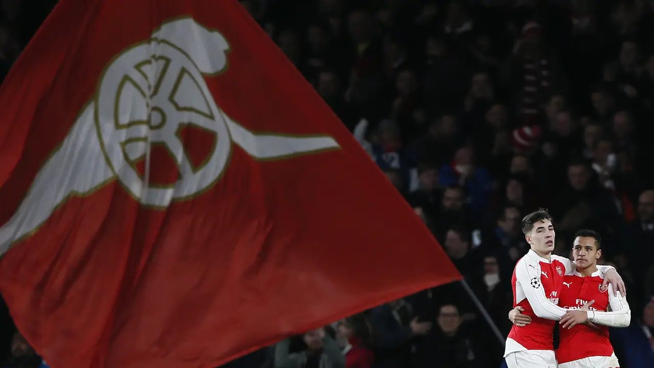 Hector Bellerin - Alexis Sanchez