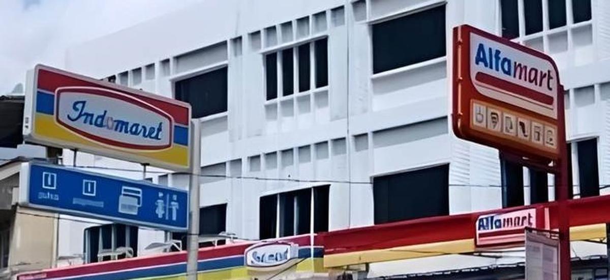 Bikin Resah, Juru Parkir Liar Kembali Marak di Minimarket Jakarta
