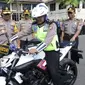 Yamaha MT-25 jadi motor dinas terbaru Ipda Tatang setelah motor sebelumnya ia gunakan untuk mengganjal truk mogok. (Merdeka.com)