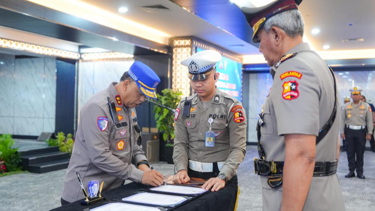 Pimpin Sertijab Dirkamsel, Kakorlantas Ungkap Sosok Brigjen Bakharuddin Masuk Tim Perumus RUU LLAJ