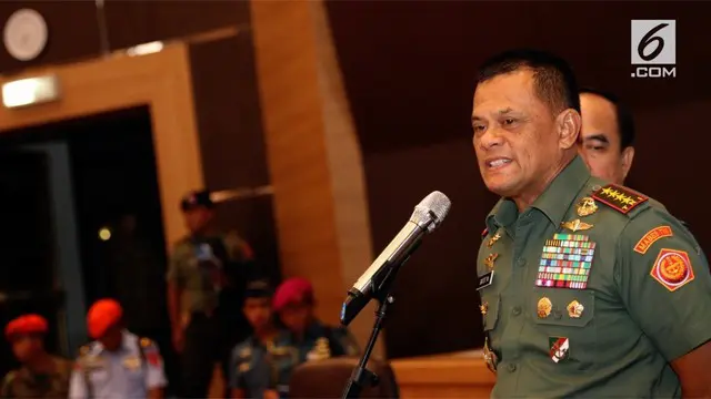 Panglima TNI Jenderal TNI Gatot Nurmantyo meminta maaf atas perilaku anak buahnya yang memaki dan memukul seorang anggota polisi lalu lintas, Bripka Yoga, di Pekanbaru, Riau.