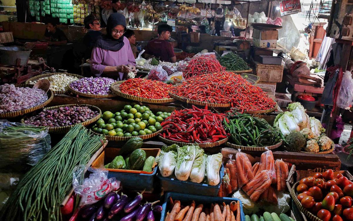 FOTO: Inflasi Jakarta Terendah di Pulau Jawa pada Juni 2025, Makanan dan Transportasi Jadi Penyumbang Utama