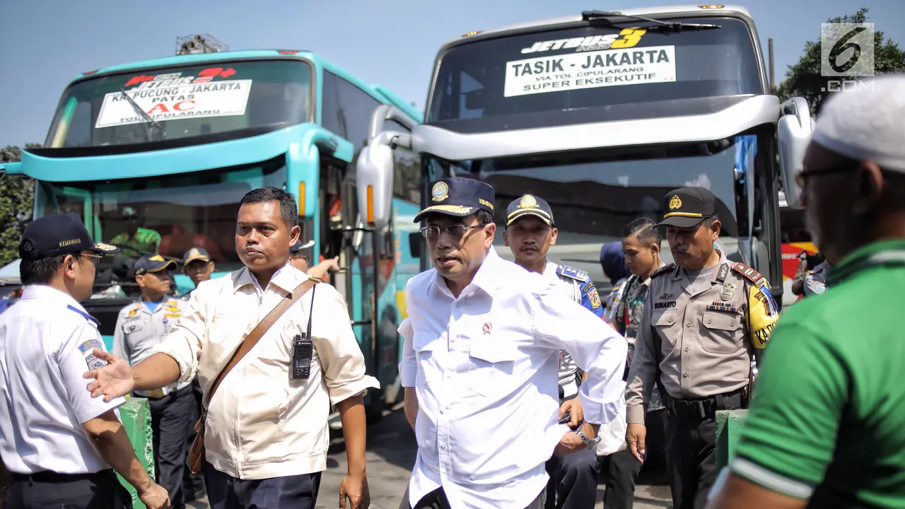Hadapi Arus Balik Lebaran, Menhub Tinjau Kesiapan Terminal Kampung Rambutan