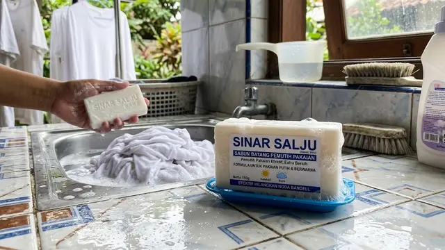 Sabun Batang Pemutih Pakaian (Bar Soap)