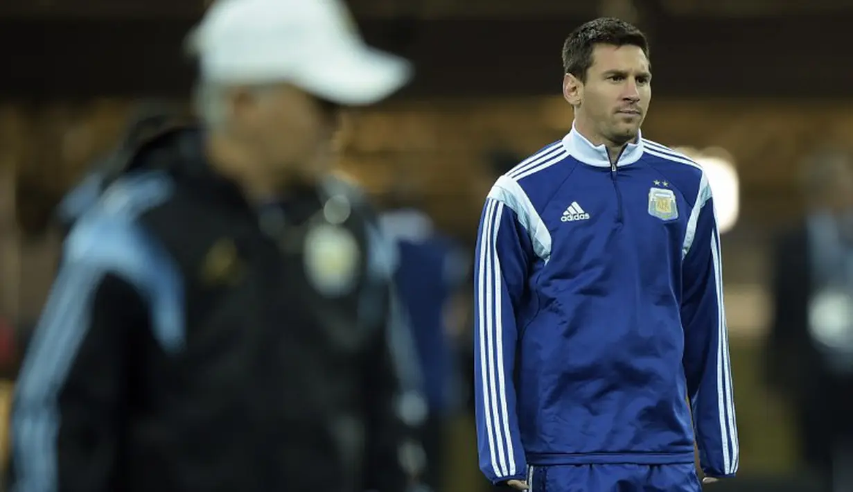 Menurut Messi sekarang adalah saatnya untuk membuktikan diri kepada rakyat Argentina yang telah memberikan kepercayaan kepada dirinya, Arena de Sao Paulo Stadium, Selasa (8/7/2014) (AFP PHOTO / JUAN MABROMATA)