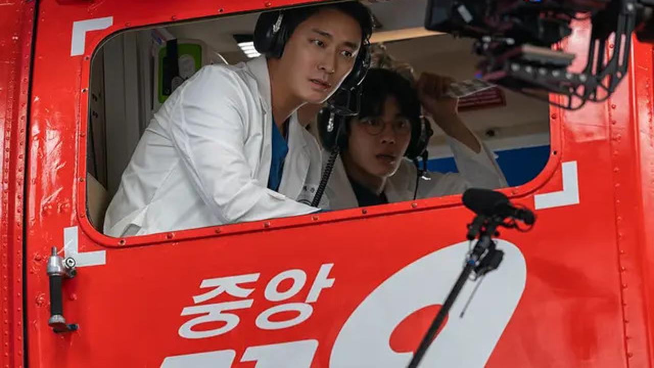 The Trauma Code Berhasil Menduduki Posisi Teratas Netflix Global, Kalahkan Squid Game 2