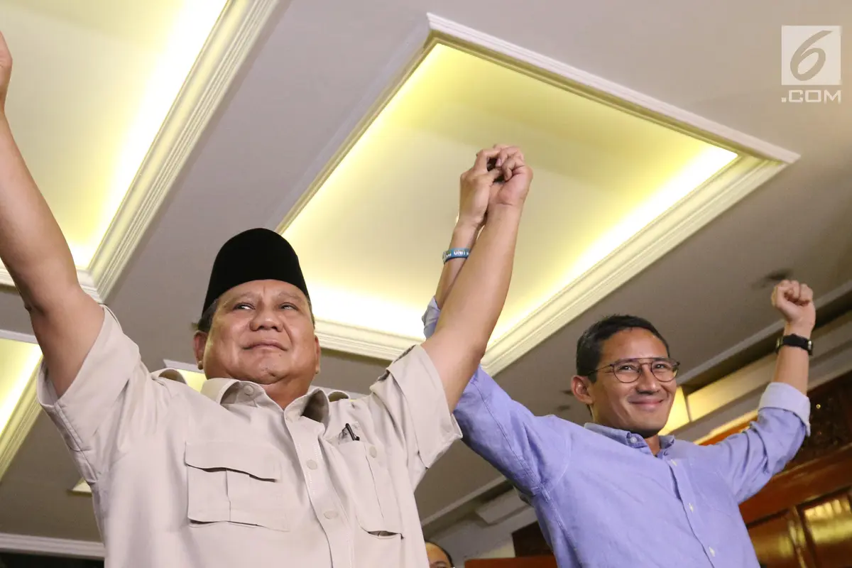 Senyum Prabowo-Sandi Terima Putusan MK