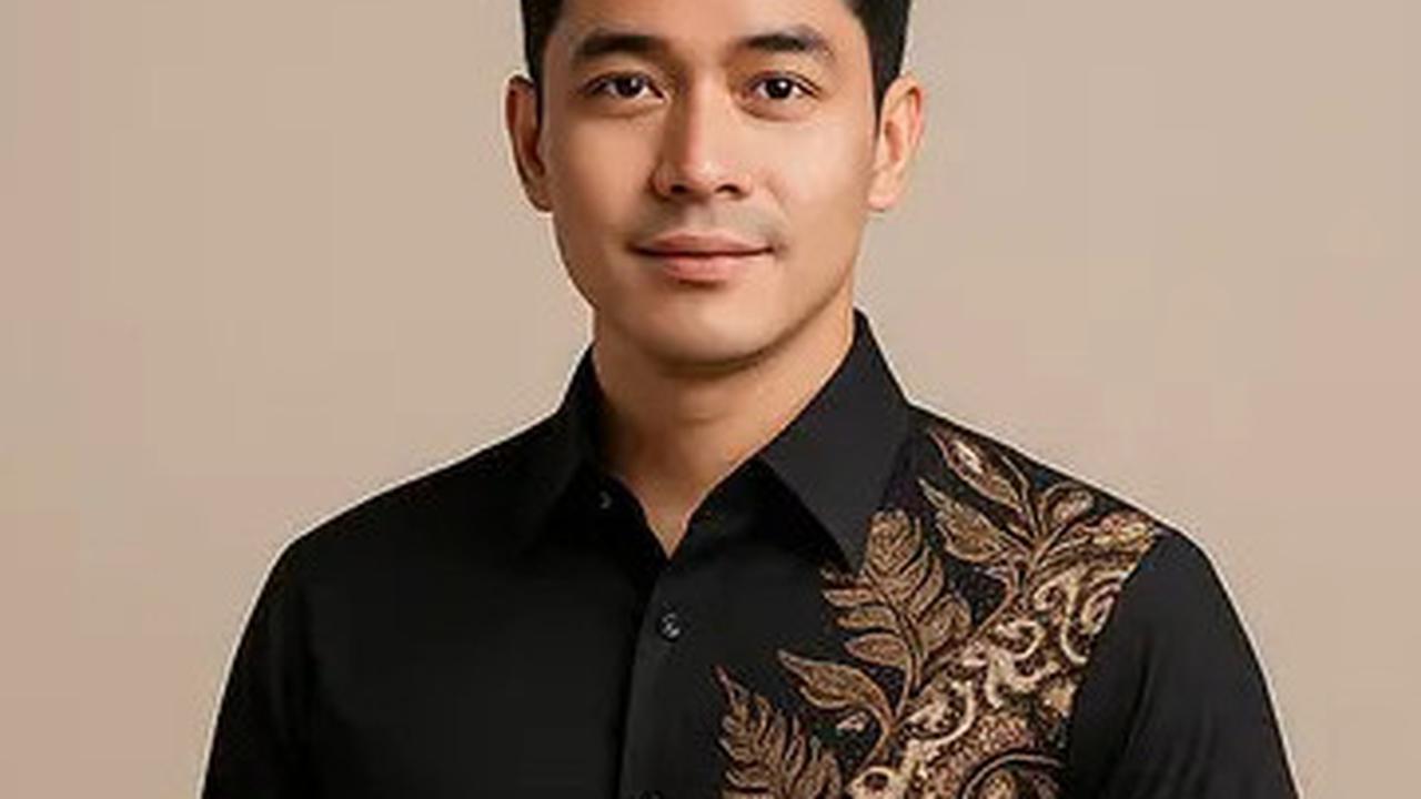 10 Model Baju Batik Pria Kombinasi Hitam, Ini Padu Padan yang Bikin Kamu Tampil Keren saat Kondangan