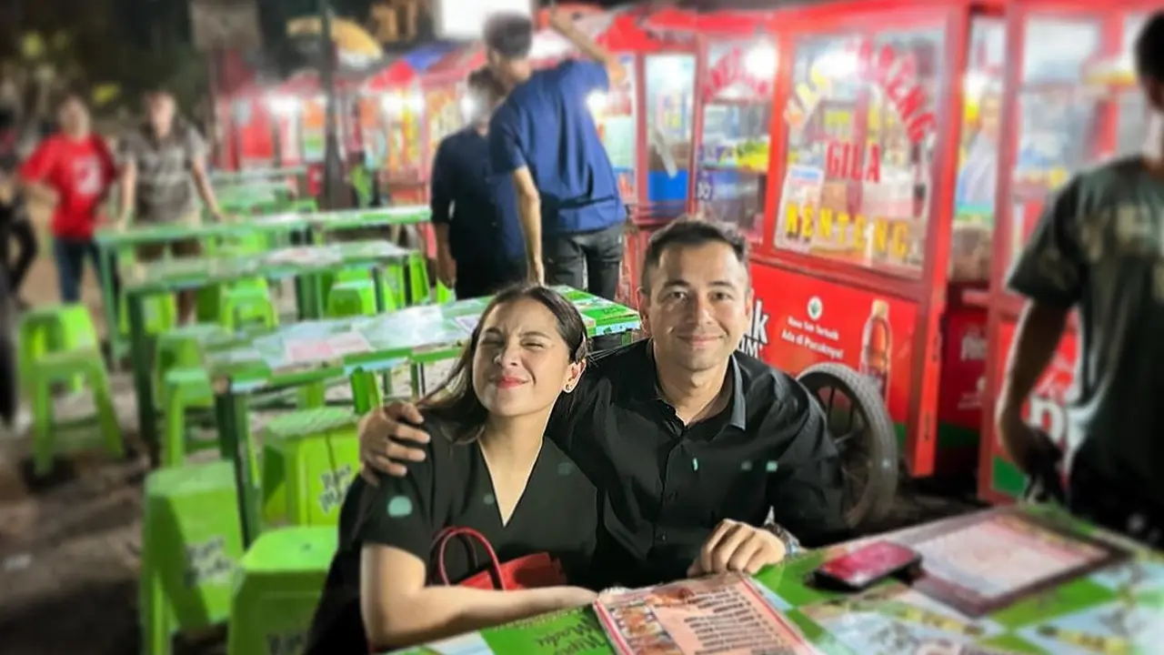 Gaya Nagita Slavina dan Raffi Ahmad Ngedate di Pinggir Jalan, Tetap Mentereng dengan Jinjing Tas Hermes dan Sandal Chanel