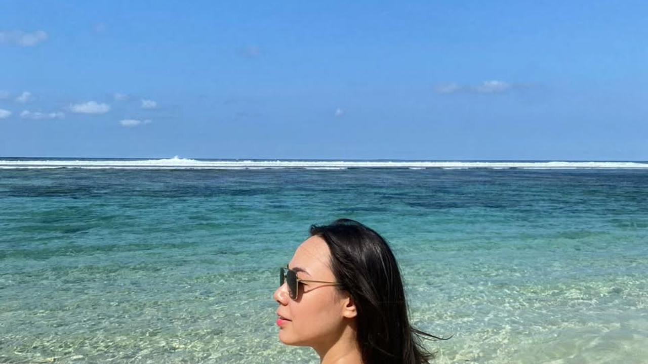 Potret Cantik Valerie Bowie, Adik Pamela Bowie yang Jarang Tersorot