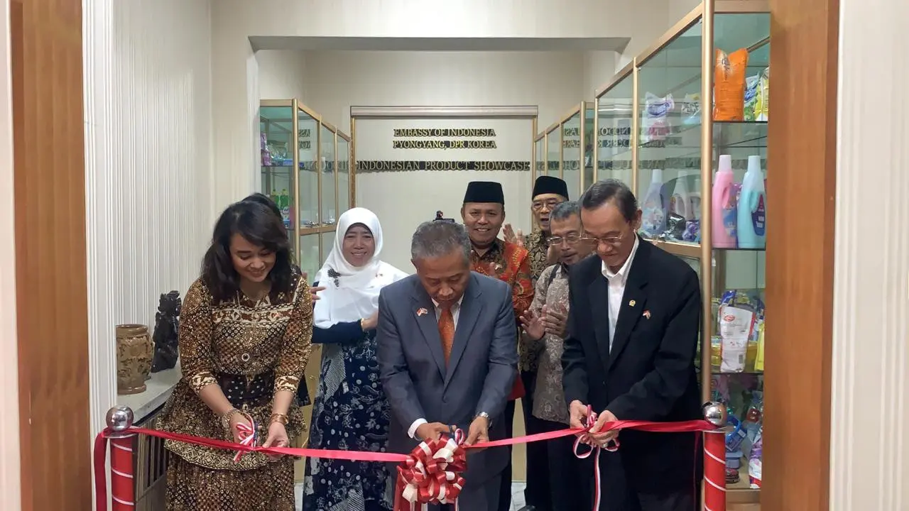 Peresmian Gerai Produk Indonesia (Indonesian Product Showcase) di Korea Utara. (KBRI Pyongyang)