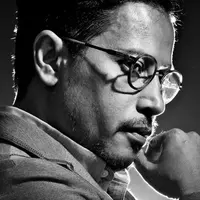 Jose Poernomo menjawab lima pertanyaan seputar film Jailangkung. Terungkap Jefri Nichol lamar Amanda Rawless saat syuting.