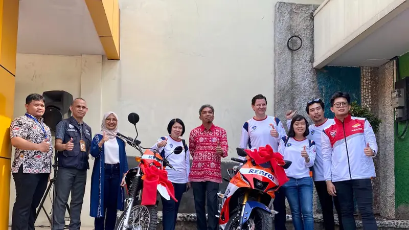 Beruntung Banget, Cuma Beli Pelumas Bisa Dapat Motor Sport Baru (ist)