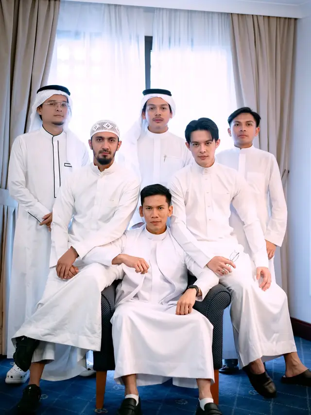 8 Potret Artis Hadir ke Pernikahan Dara Arafah di Madinah, Menawan Jadi Bridesmaid