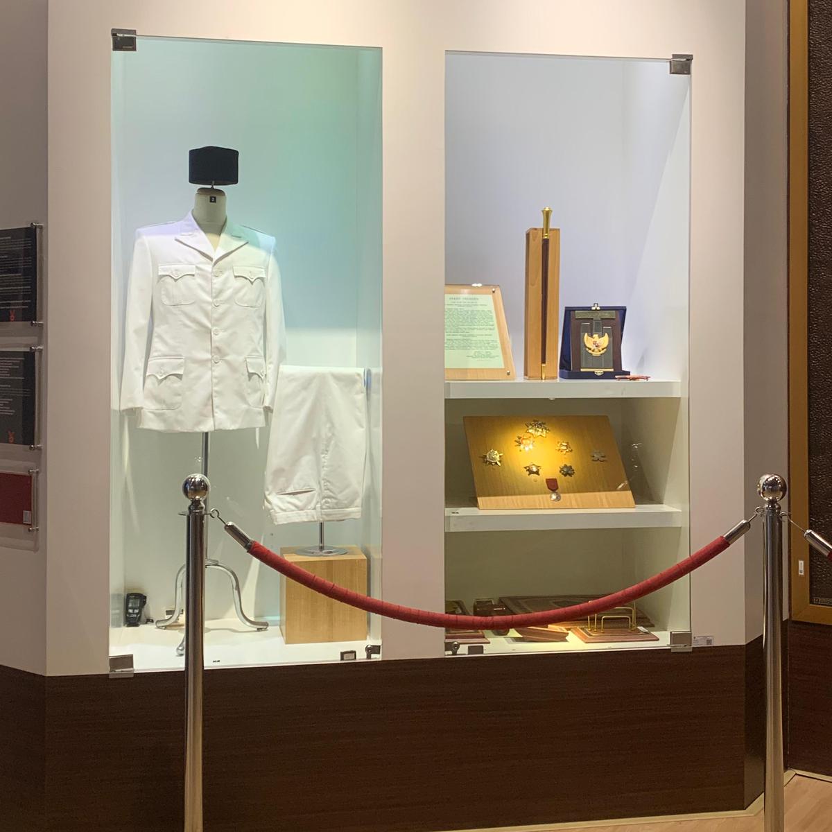 peci soekarno di museum balai kirti