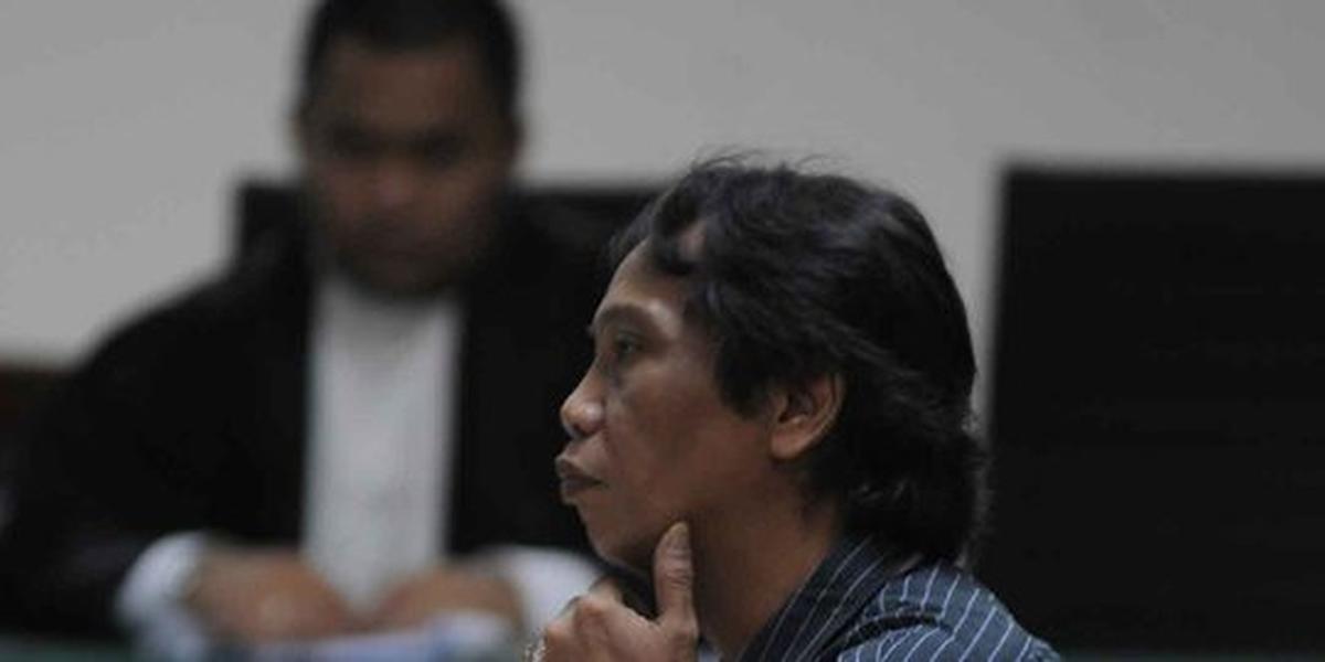 Mandra nilai dakwaan jaksa janggal