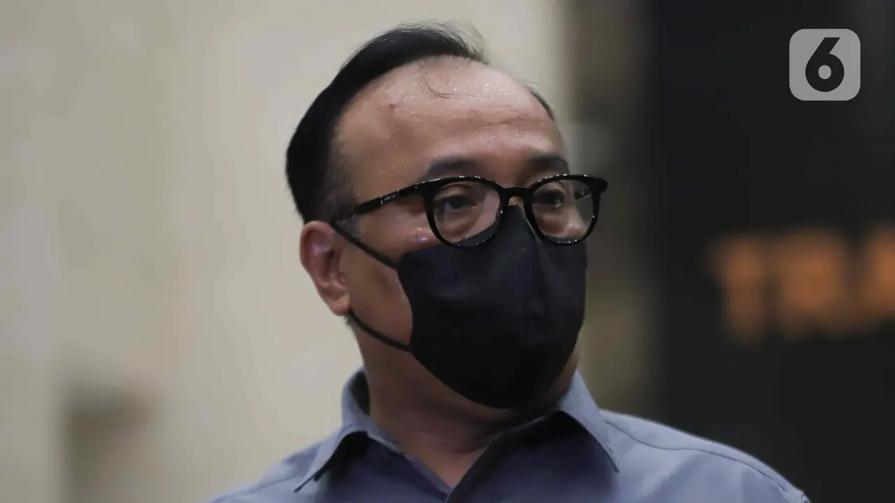 Kadiv Humas Polri Irjen Pol Dedi Prasetyo memberikan keterangan