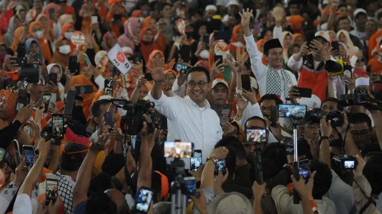 Awalnya Anies bertanya kepada warga Bogor yang banyak bekerja di Jakarta.