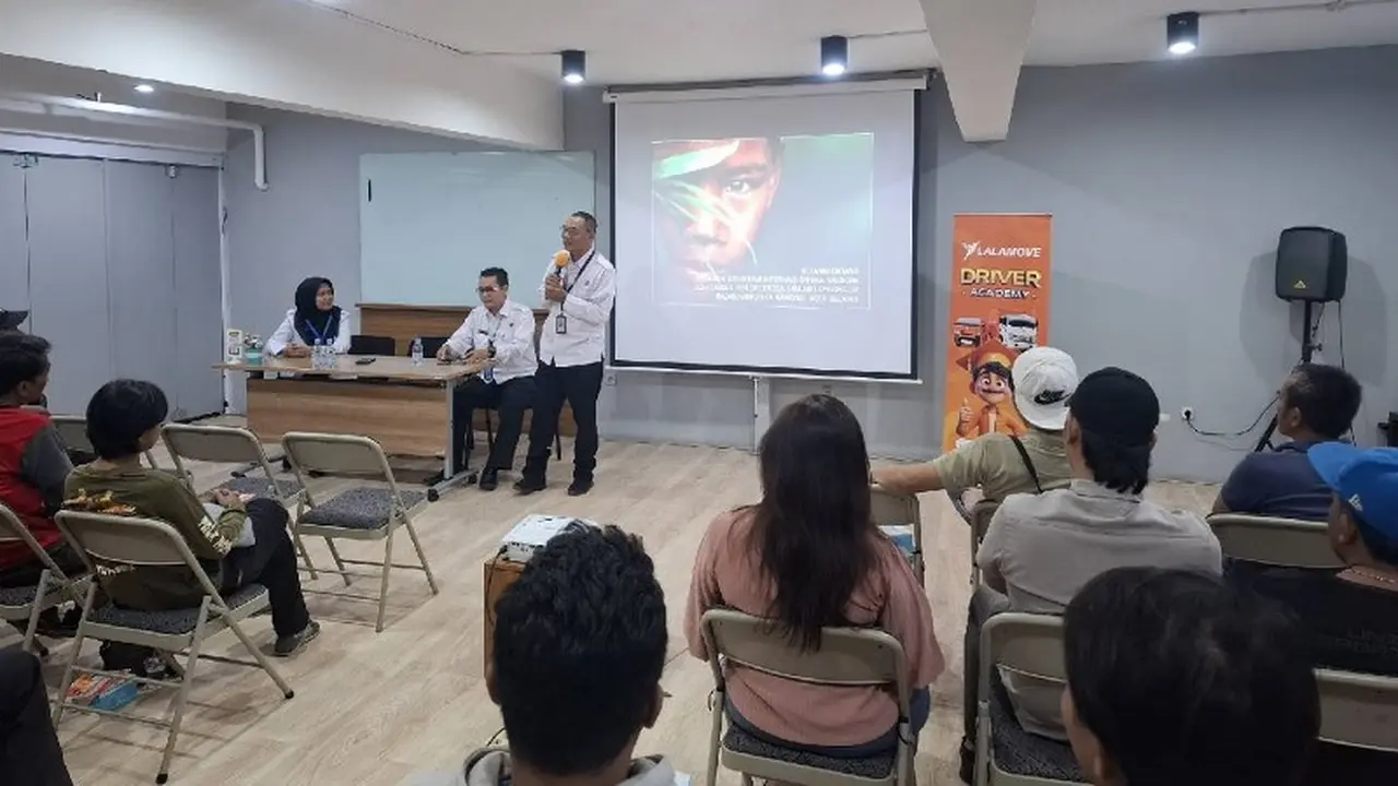 Kolaborasi dengan BNN Gelar Seminar Pencegahan Peredaran Paket Narkotika Kepada Mitra Pengemudi.  foto: istimewa