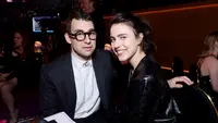 Pihak Margaret Qualley Bantah Isu Selingkuh, Sebut Masih Saling Cinta dengan Jack Antonoff