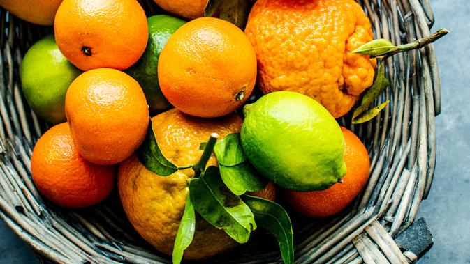 ilustrasi buah jeruk/Photo by Monika Grabkowska on Unsplash