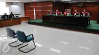 Terdakwa kasus korupsi Transjakarta tidak menghadiri sidang pembacaan putusan di Pengadilan Tipikor, Jakarta, Senin (21/9/2015). Penundaan pembacaan putusan dilakukan lantaran Udar menjalani operasi. (Liputan6.com/Andrian M Tunay)