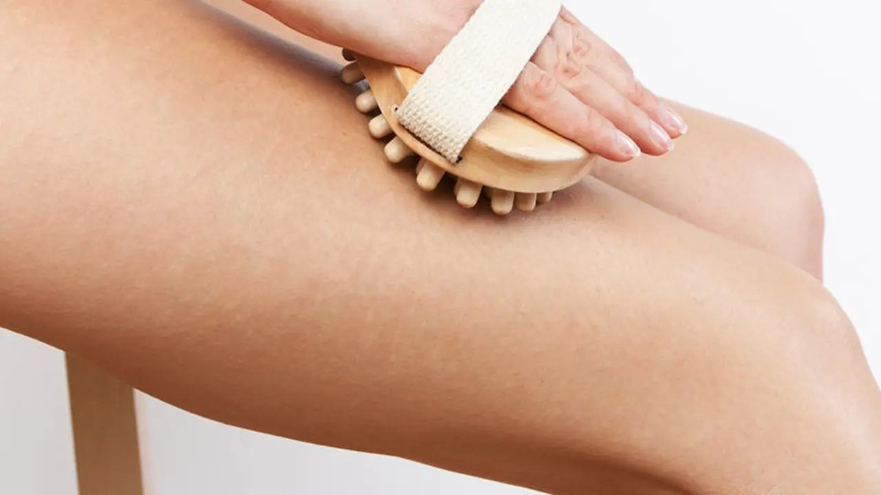 Wanita, ini 4 Cara Menyamarkan Stretch Marks