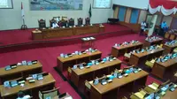Sidang Raperda menyangkut keuangan daerah Kota Batam gagal digelar lantaran anggota dewan yang hadir tidak memenuhi kuorum 50 persen +1. (Liputan6.com/ Ajang Nurdin)