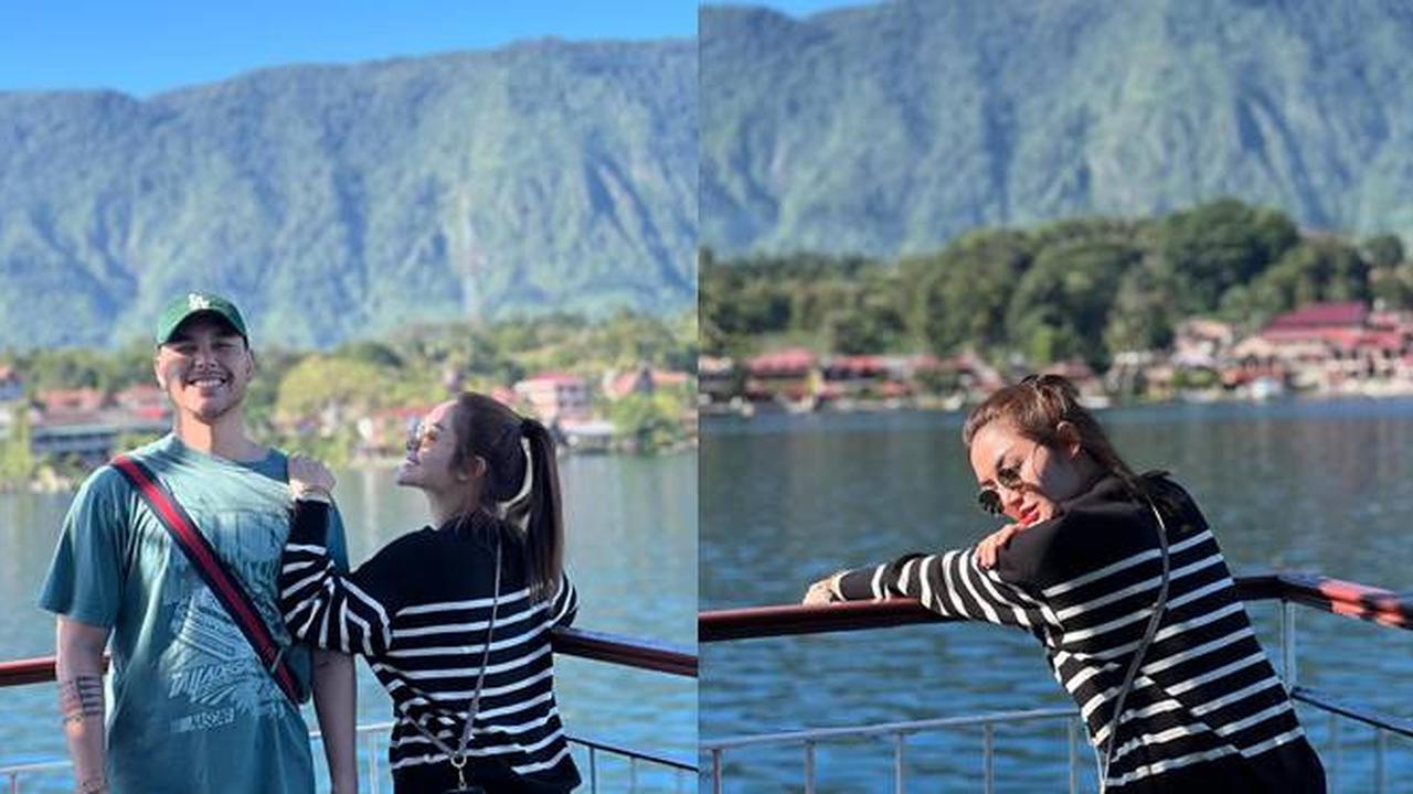 7 Potret Seru Siti Badriah dan Krisjiana Baharudin Liburan ke Samosir