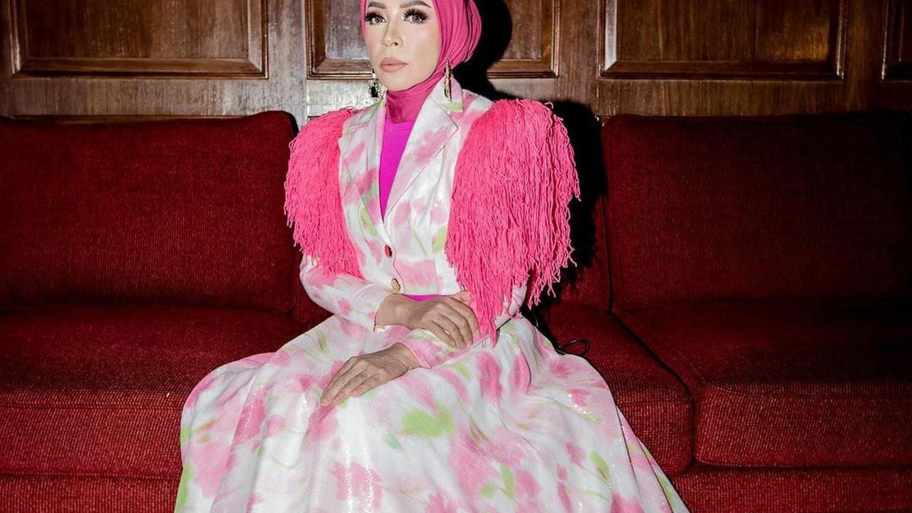 Profil Melly Goeslaw yang Nyanyi Lagu Gantung dengan Lirik Anggaran saat Rapat di Komisi X