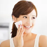 Ilustrasi Double Cleansing/copyright shutterstock