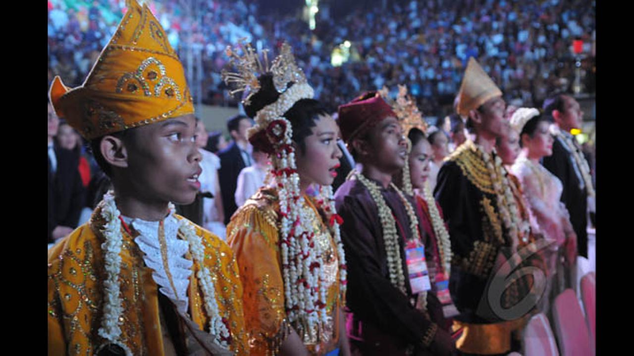 5.115 Pasangan Ikuti Nikah Massal di Istora Senayan