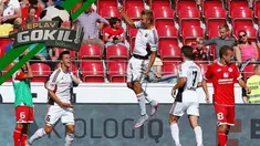 Berikut gol-gol yang melalui kemelut di depan gawang pada kompetisi Bundesliga dan Premier League.