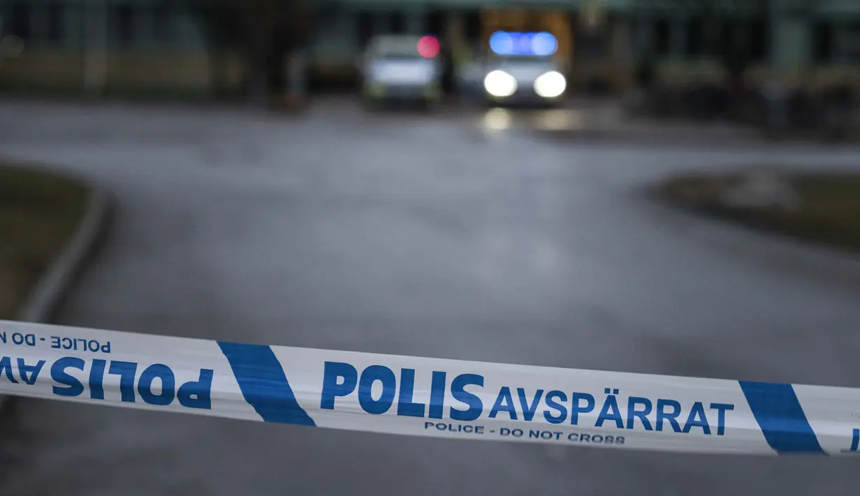 Hingga kini, penyelidikan terkait insiden tersebut masih berlangsung. (Jonathan NACKSTRAND/AFP)