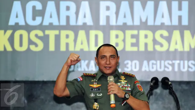 20160830-Pangkostrad Letjen Edy Rahmayadi Nyatakan Siap Pimpin PSSI-Jakarta