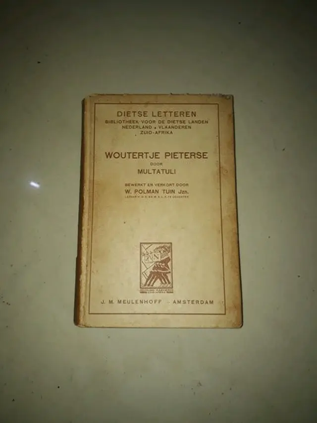 Buku Woutertje Pieterse.