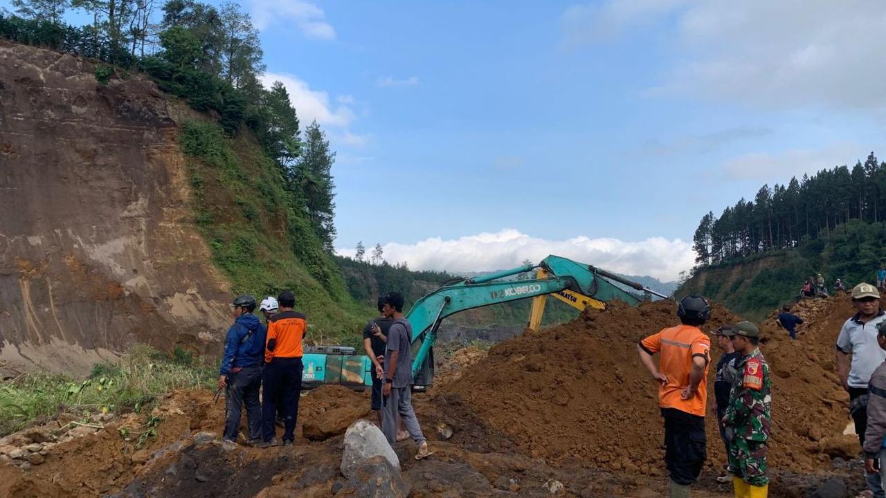 Korban yang masih dicari yakni Junaidi, warga Kecamatan Tirtoyudo, Kabupaten Malang.<br>