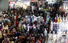 Fantastis, Belanja Pakaian hingga Sepatu Masyarakat Indonesia Tembus Rp120 Triliun per Tahun