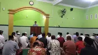 Sholat gerhana bulan di Desa Petambakan, Madukara, Banjarnegara, Jawa Tengah. (Foto: Heni Purwono untuk Liputan6.com)