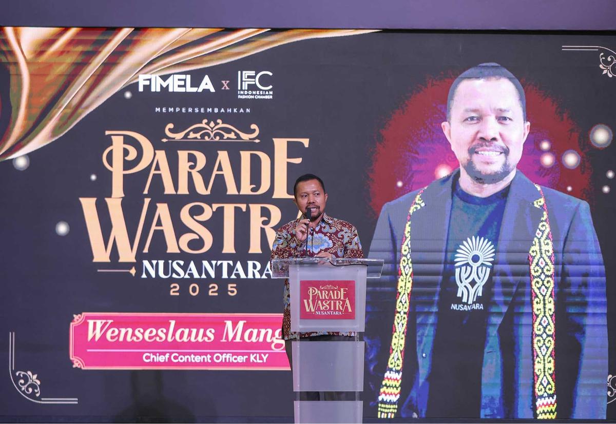 FOTO: Parade Wastra Nusantara 2025,  Keanggunan Kain Tradisi Menyapa Keseharian