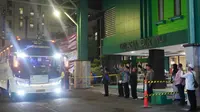 Petugas Haji Embarkasi Surabaya Amankan Penanak Nasi dan Pemanas Air Bawaan Calon Haji