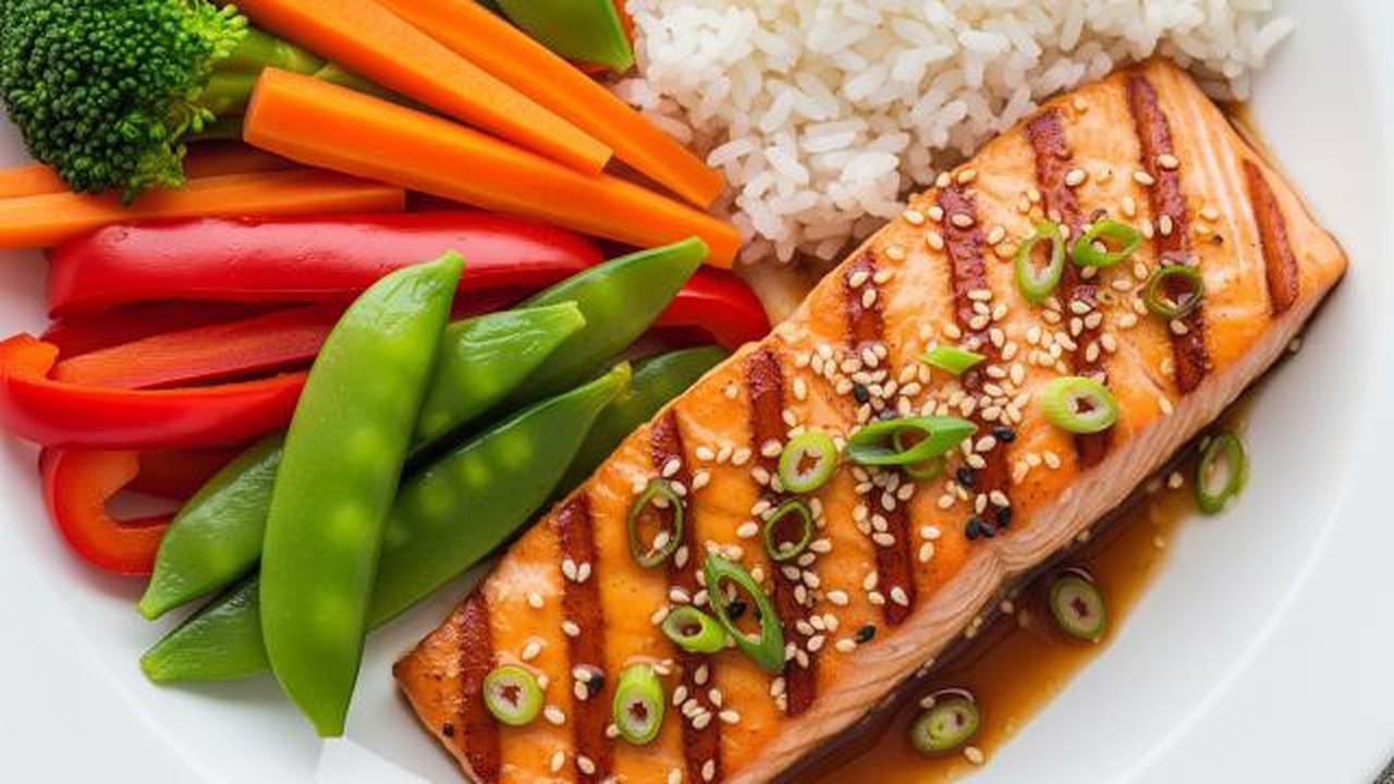 Tips Pola Makan Sehat Selama Libur Akhir Tahun, Nikmati Liburan Tanpa Korbankan Kesehatan