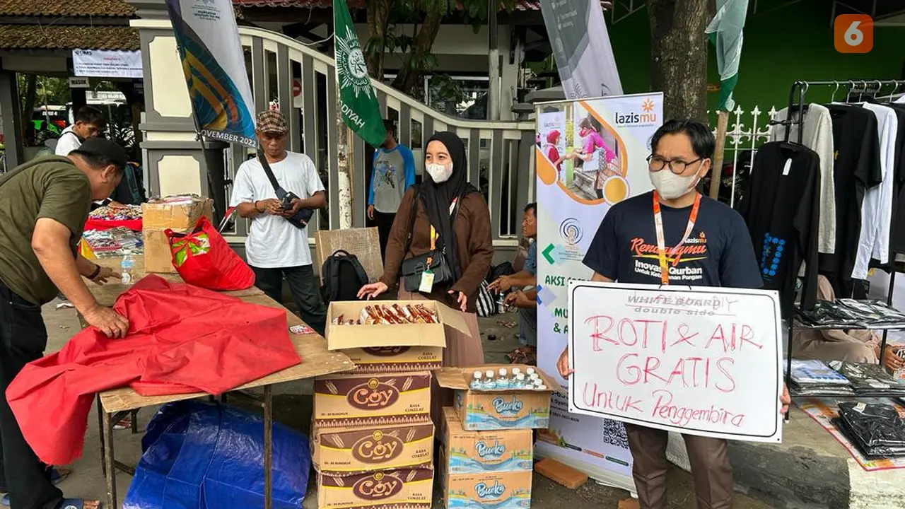 Makanan Minuman Gratis Untuk Simpatisan dan Penggembira Muktamar Muhammadyah 48 di Solo